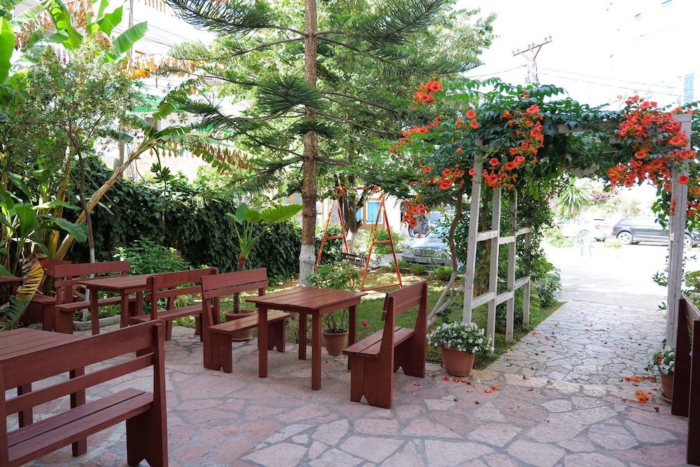 Hotel Rixhi 57/69