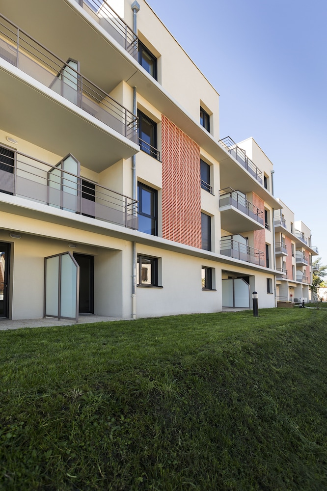 Zenao Appart'hotel Nevers 60/63