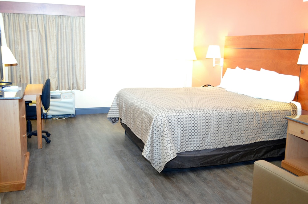 Home Town Inn Ringgold 22/55