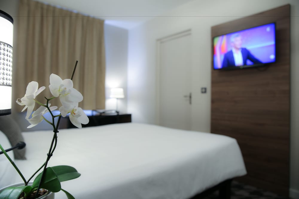 Ibis Budget Rennes Cesson 33/63