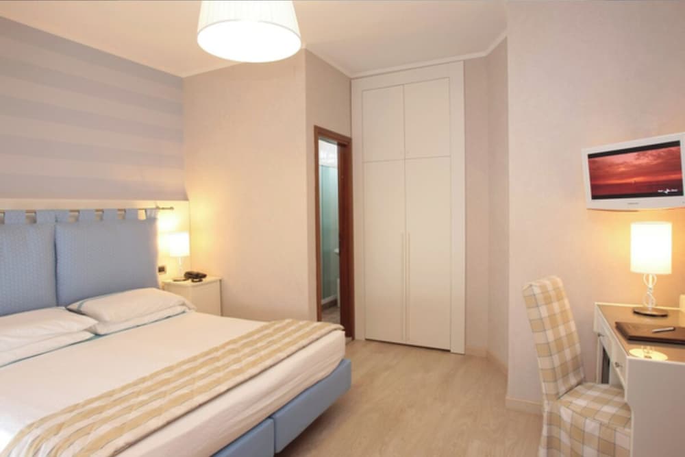Hotel Rivamare 36/73
