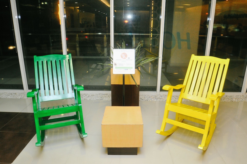 Go Hotels Mandaluyong 37/40