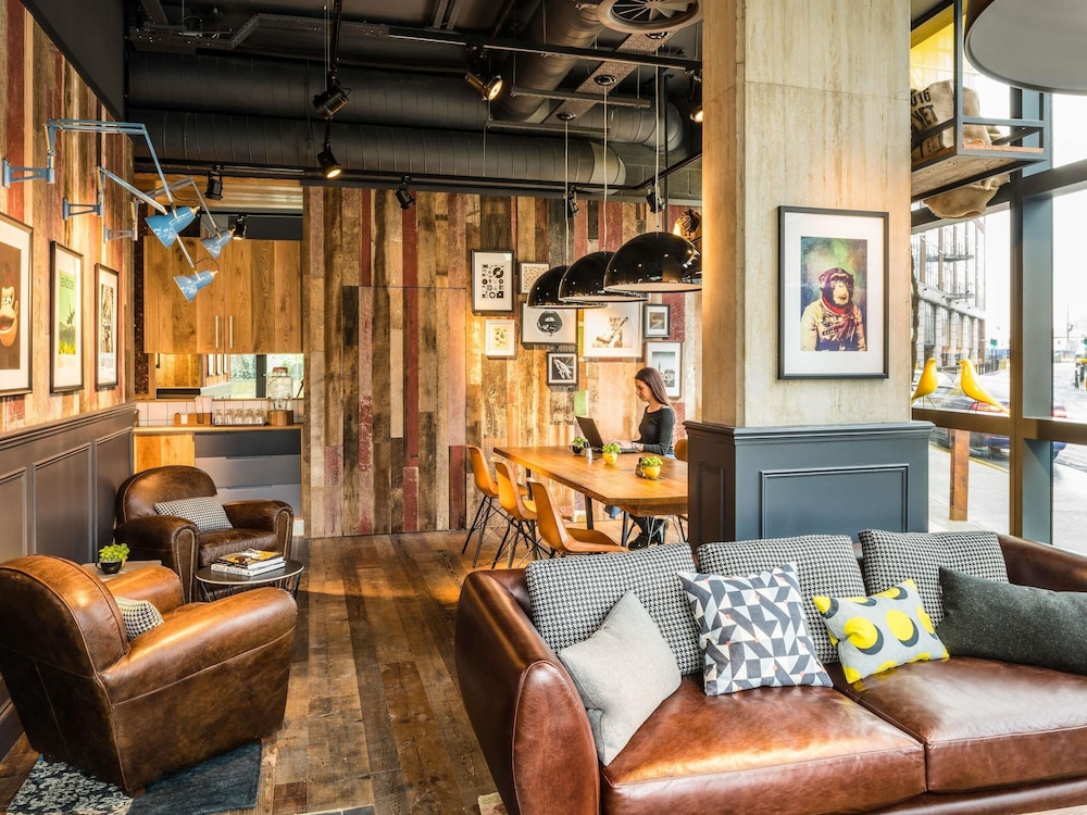 Novotel London Canary Wharf 54/79