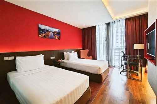 Chill, Deluxe, Twin Beds