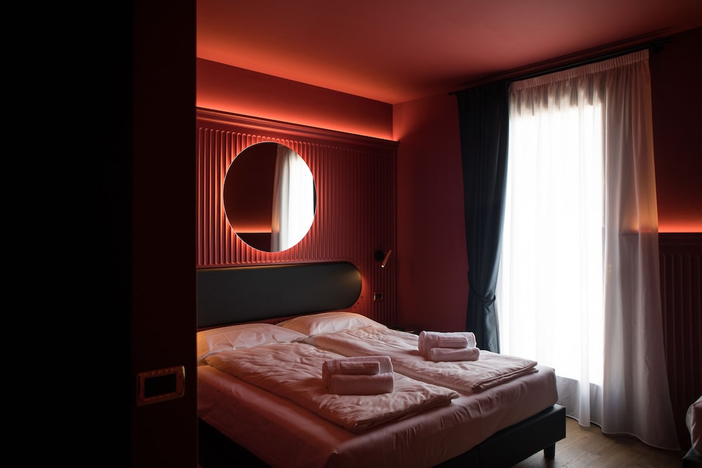 Hotel Miro 16/36