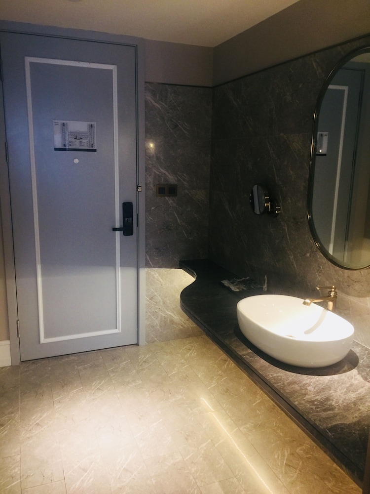 Mercure Shanghai Hongqiao Soho 87/89