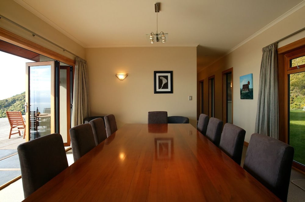 Parautane Lodge 25/50