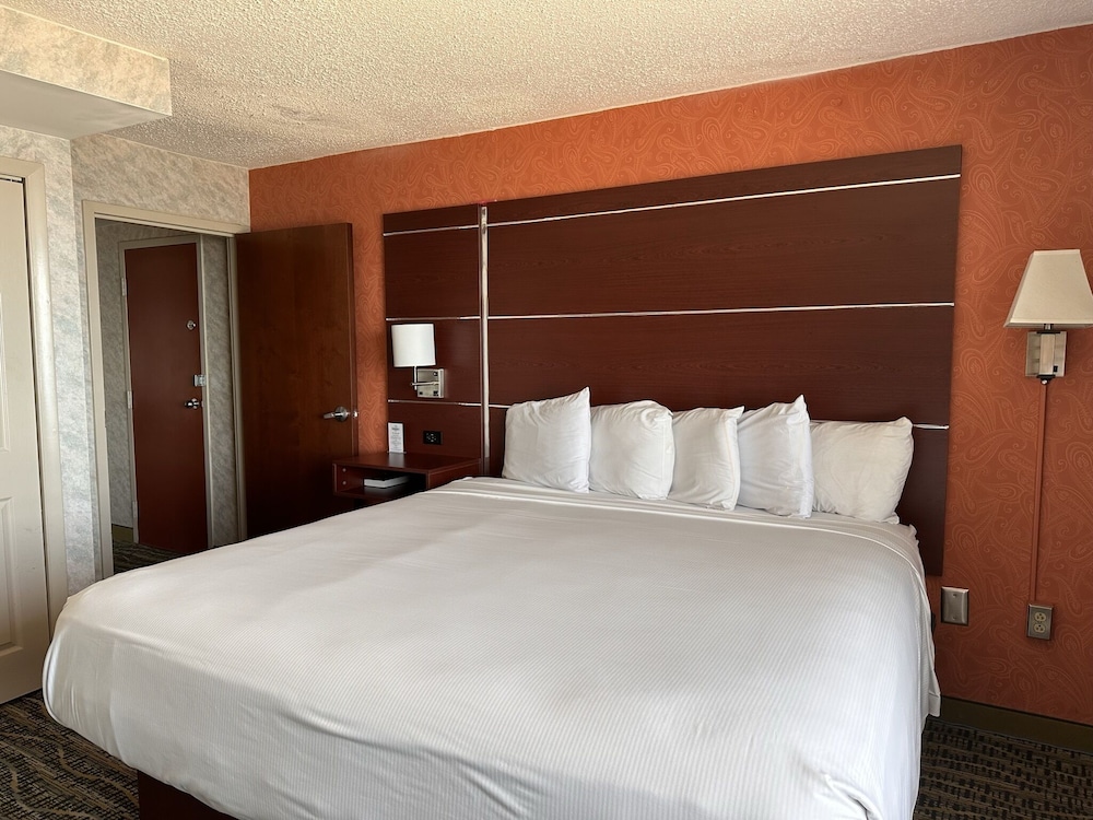 The Breakers Resort Inn 15/29