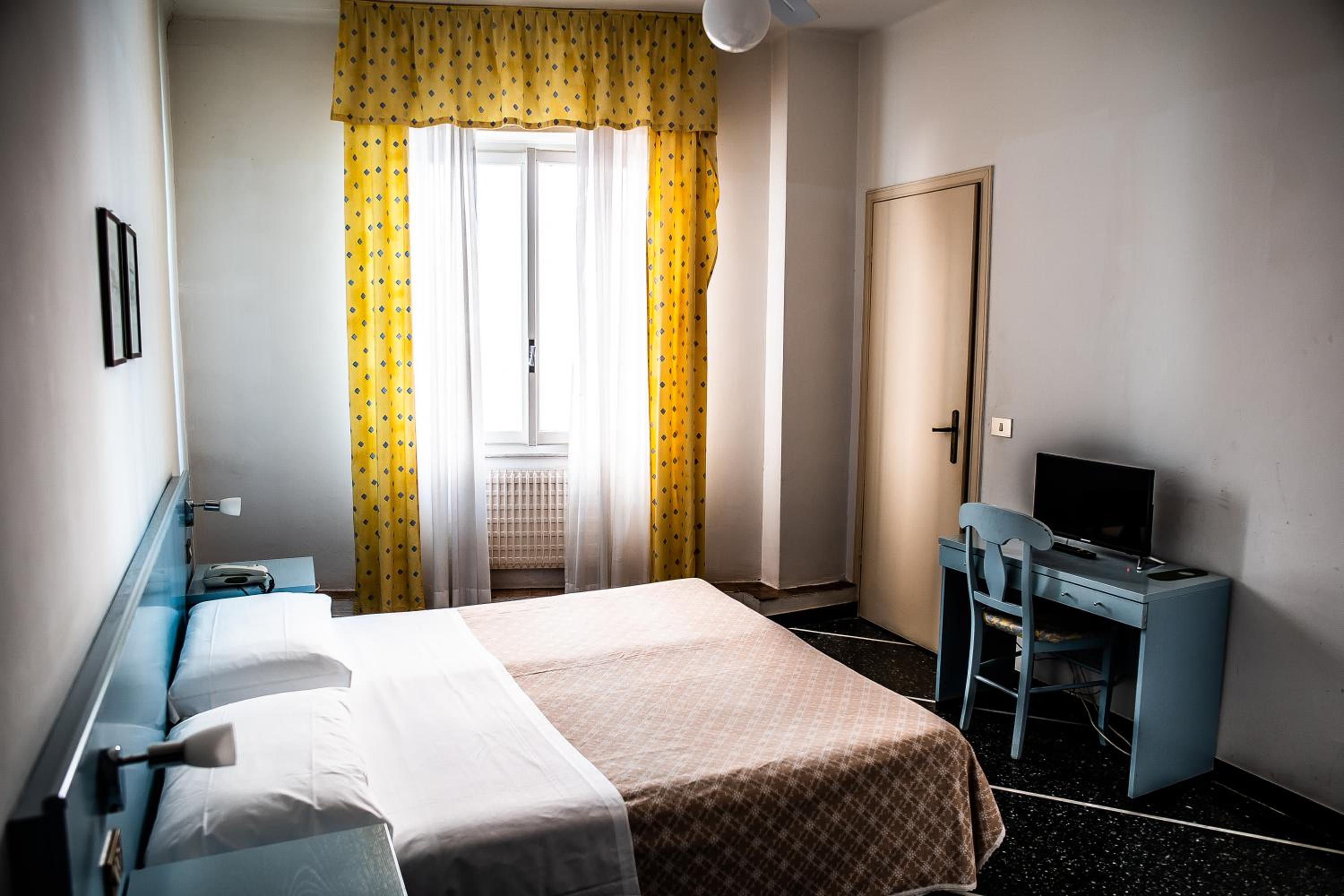 Hotel West End 14/50