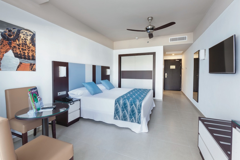 Hotel Riu Costa del Sol 10/49