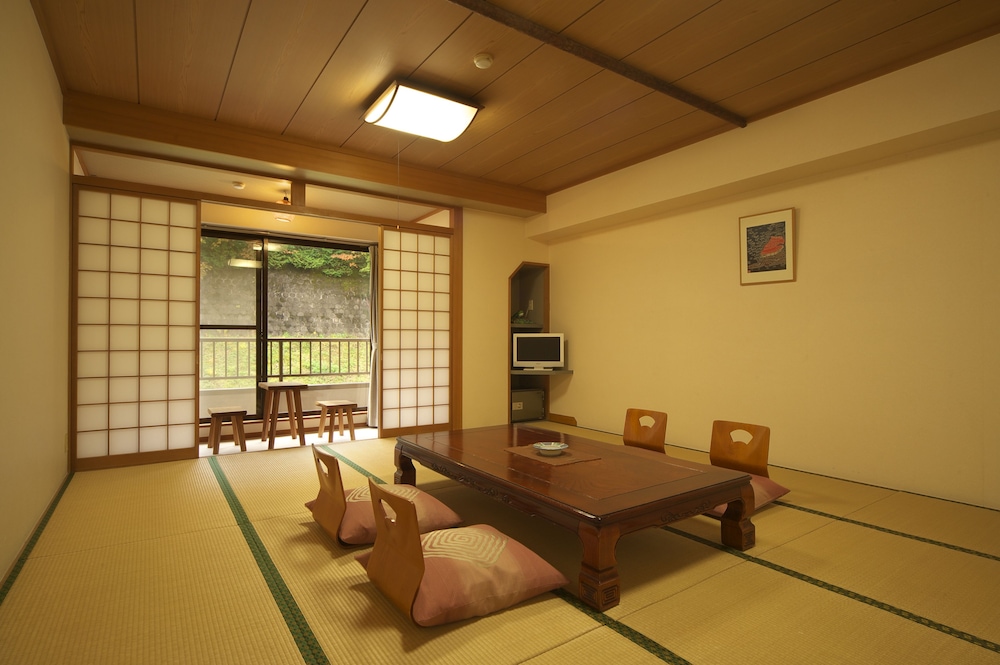 Mashikokan Satoyama Resort Hotel 48/70