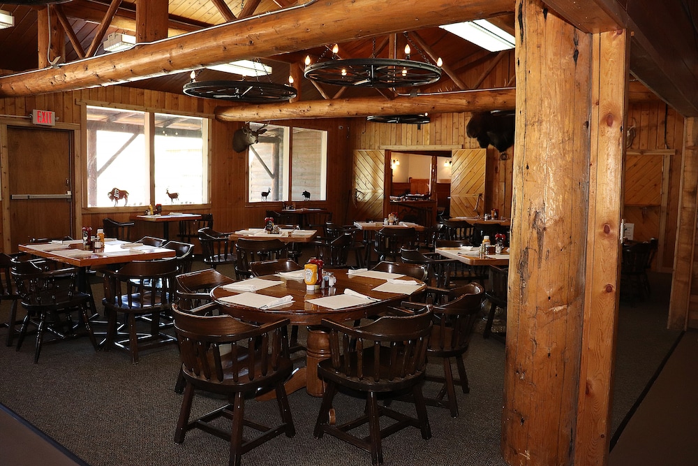 Yellowstone Valley Inn 35/50