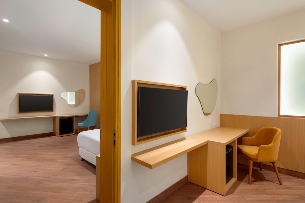 Ramada Encore by Wyndham Lucknow Airport 44/48