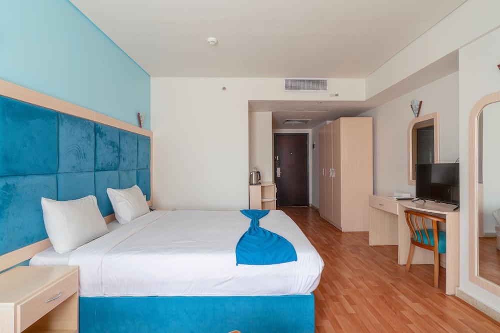Aracan Hotel 5/33