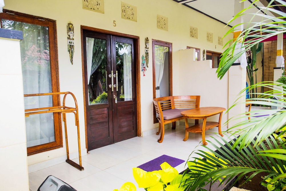 Taos House Lembongan 8/50