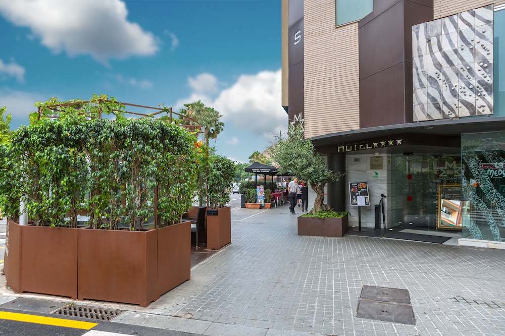 Madanis Hotel 45/50