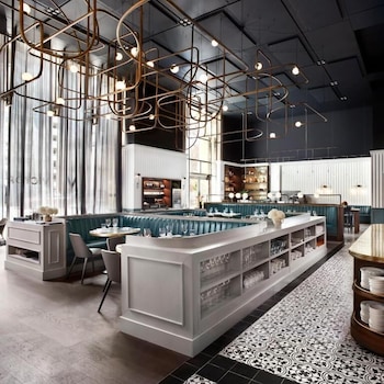 Le Germain Toronto Hotel 42/44