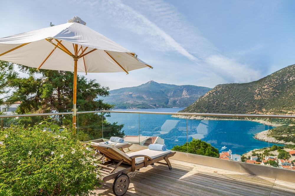 Happy Kalkan 66/71