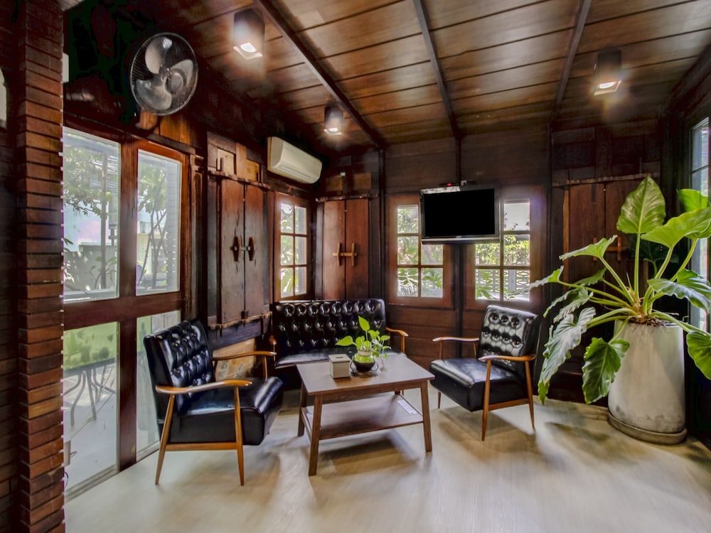 Capital O 564 Nature Boutique Hotel (ex OYO 564) 49/54