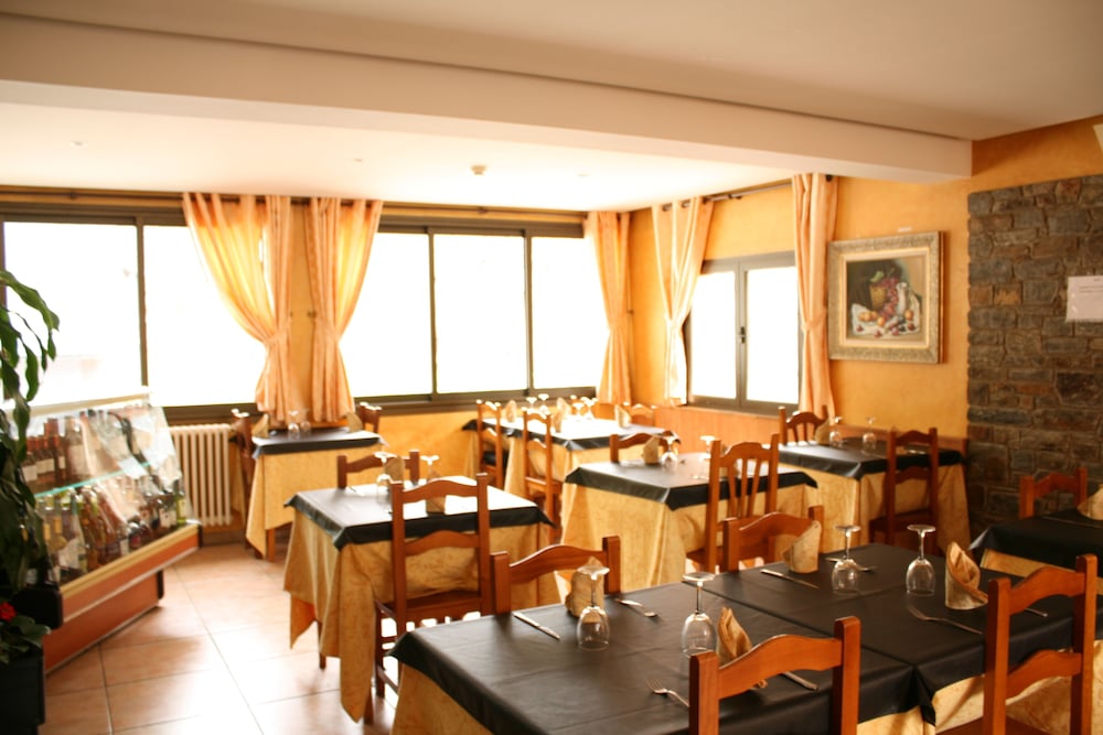 Hotel Sucara 32/53
