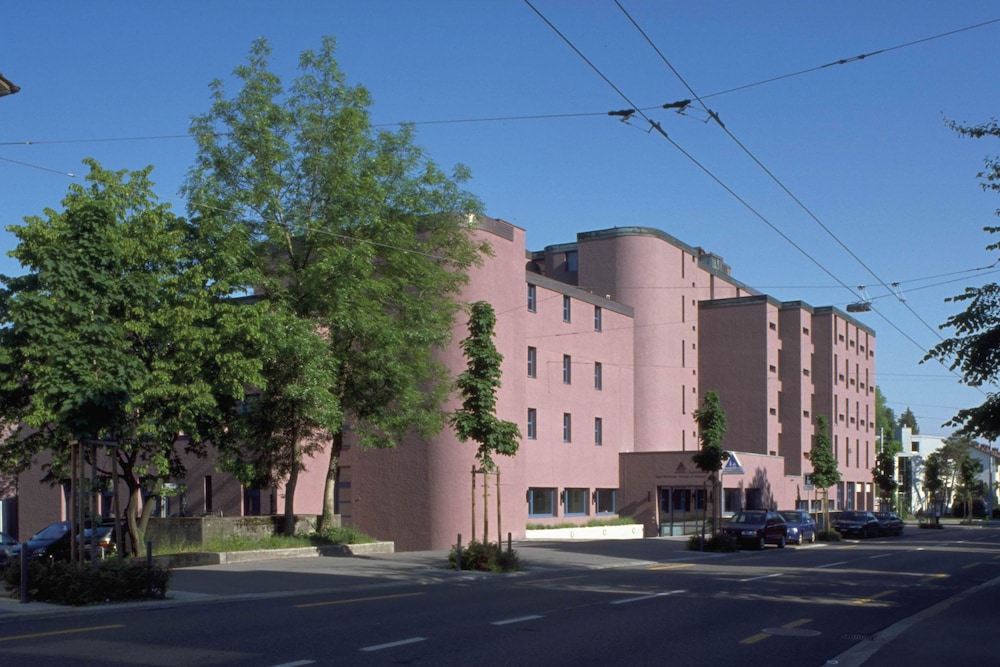 Zurich Youth Hostel 36/61