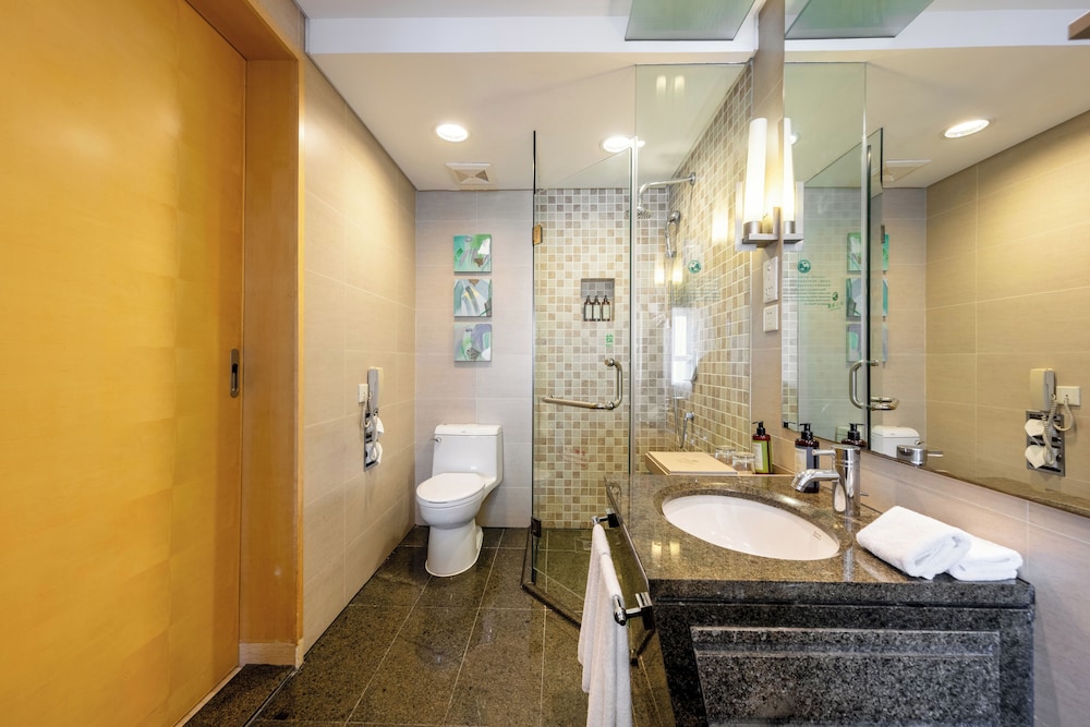 Haiyue Jianguo Hotel 49/50