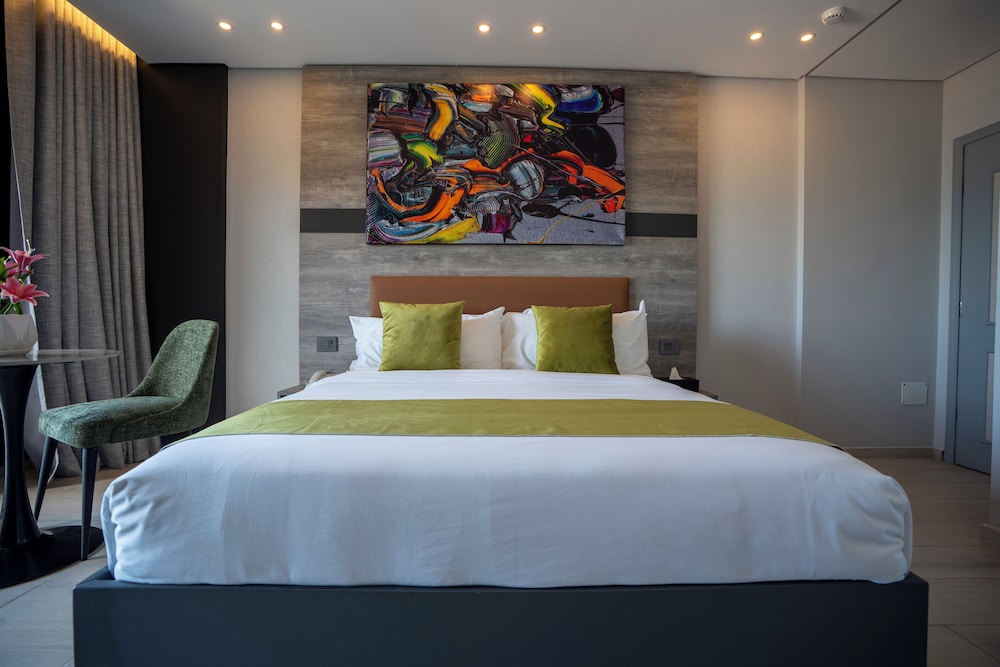 Beverly Beach Hotel 17/38