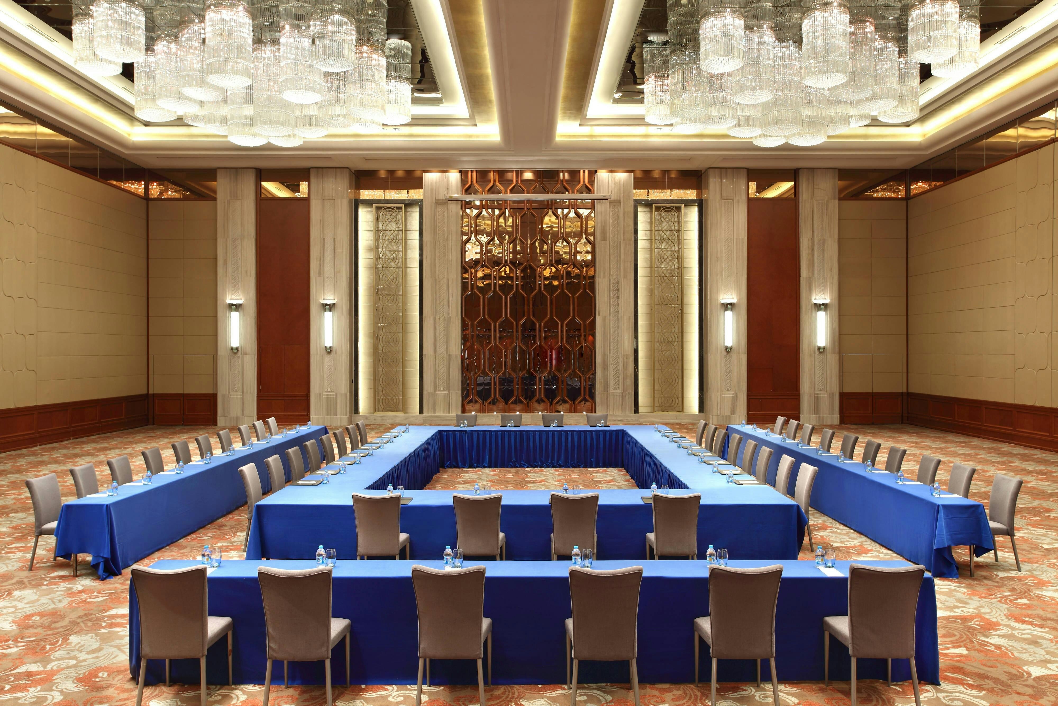 Sheraton Jiangyin Hotel 21/23