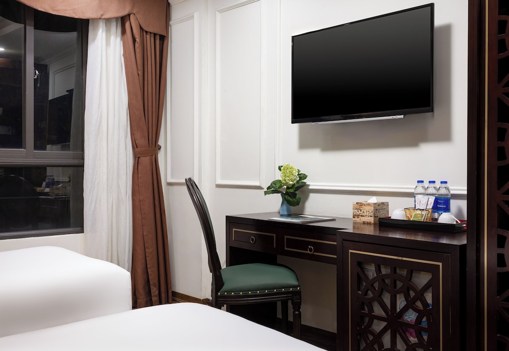 Golden Legend Palace Hotel 38/50