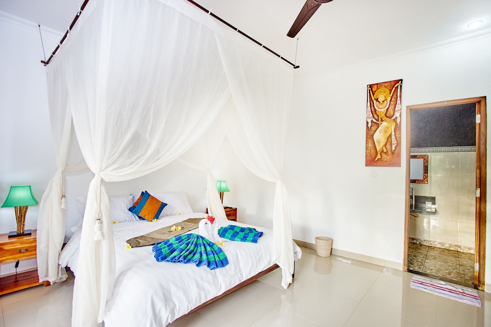 1 BEDROOM, DELUXE, GARDEN AREA