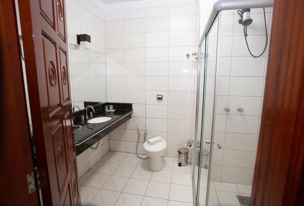 Havana Express Hotel 27/28