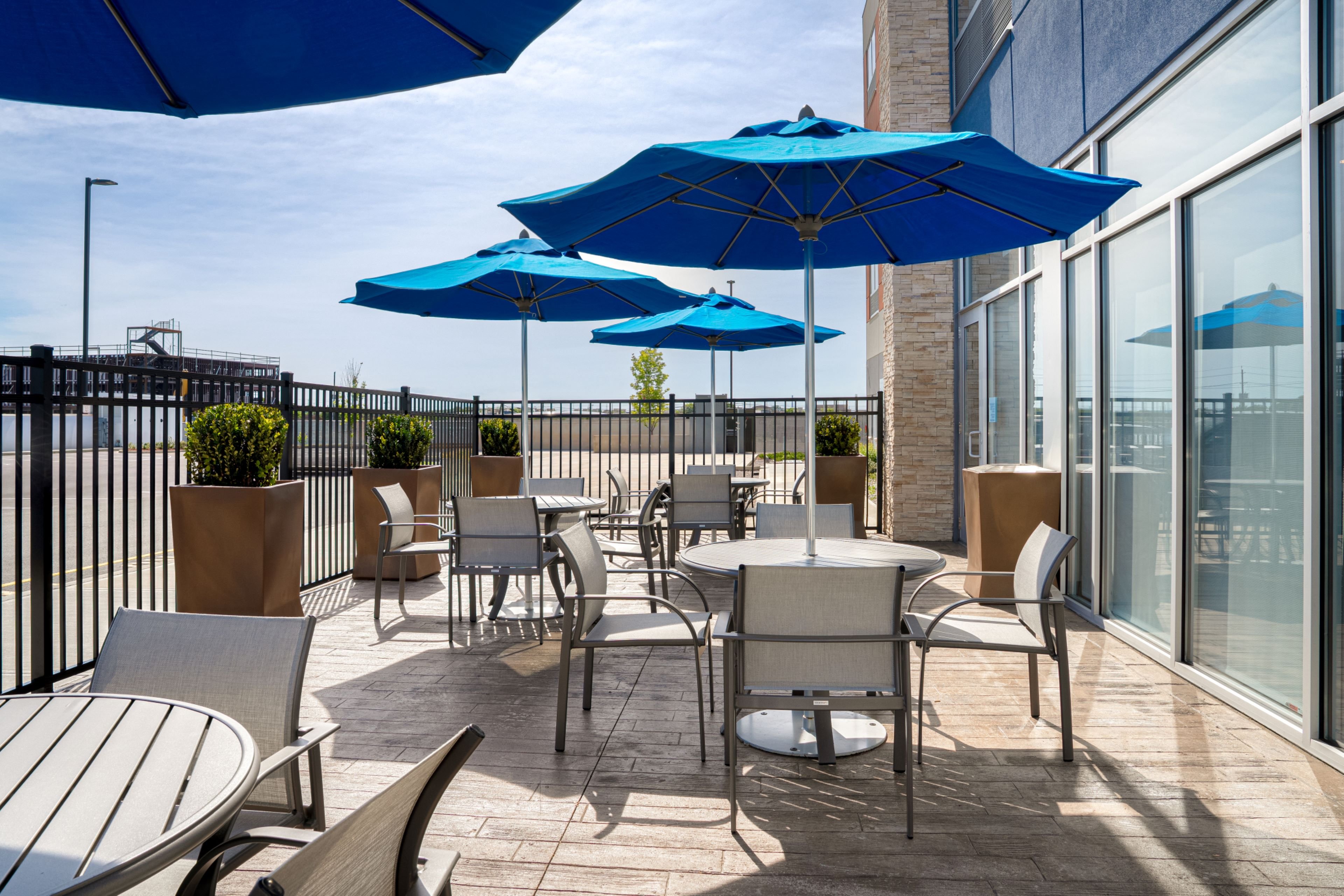 Holiday Inn Express and Suites Linden by IHG 39/55