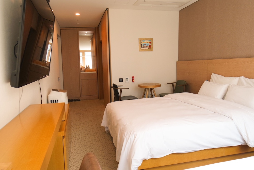 Jongno Lumia Tourist Hotel 16/69