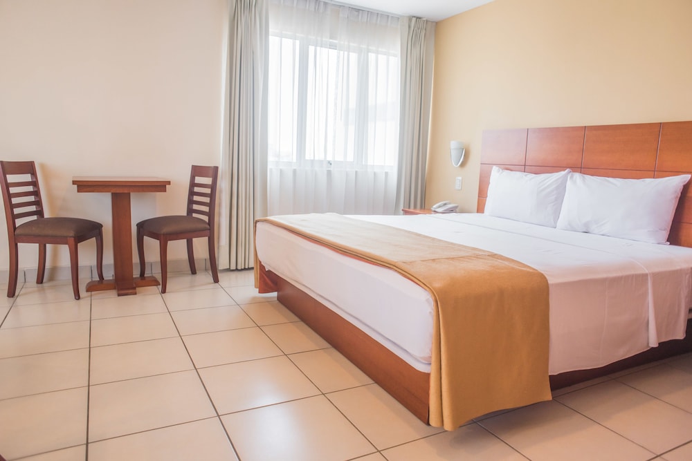 Wyndham Costa Del Sol Pucallpa 28/72