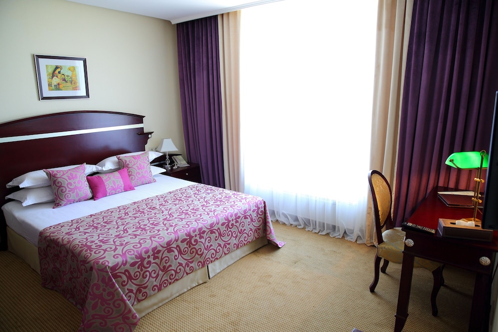 Park Hotel 5/50