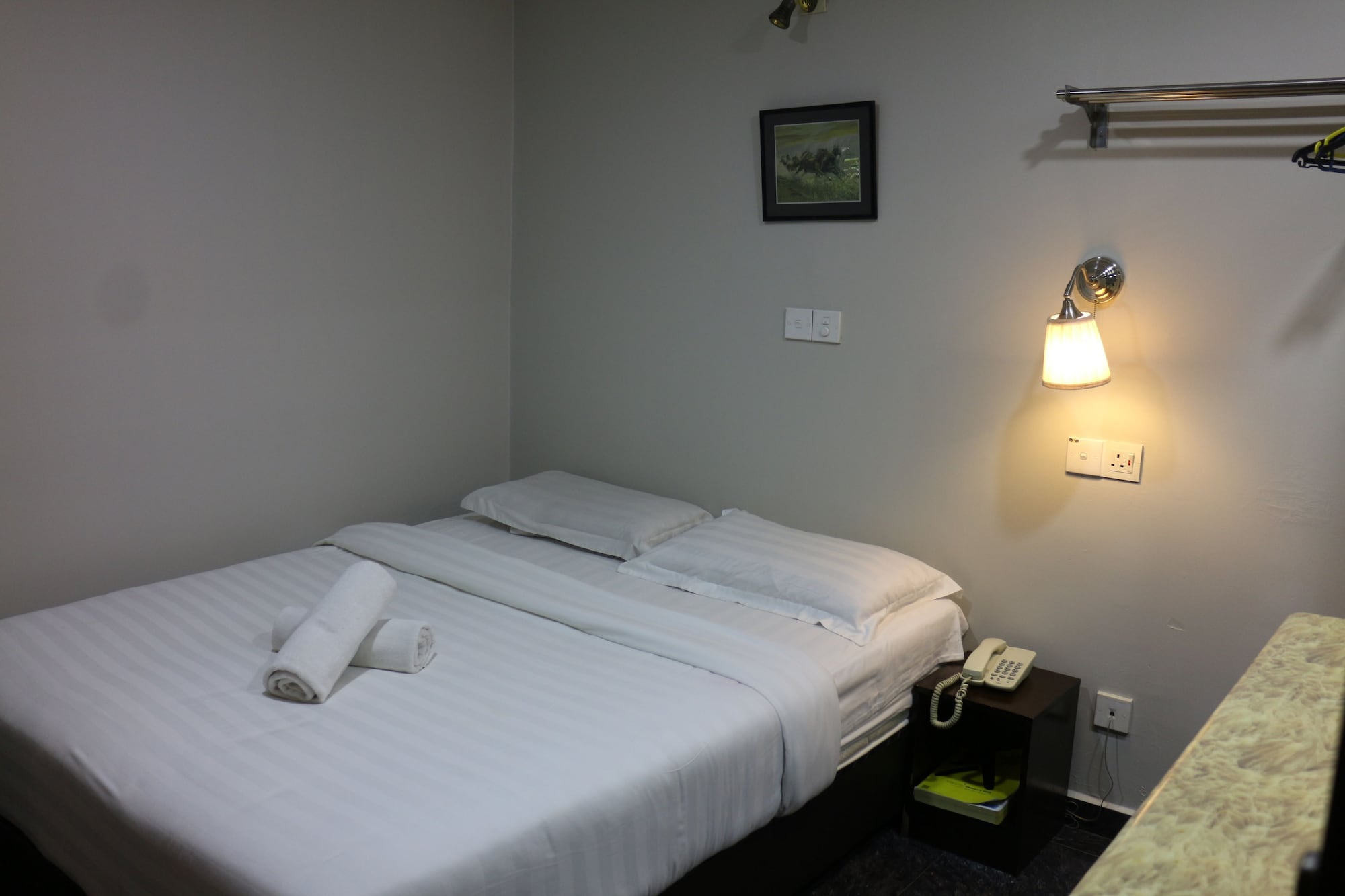 STANDARD, TWIN BEDS