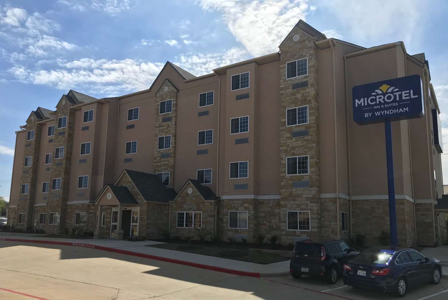 Microtel Inn And Suites By Wyndham College Station 27/34