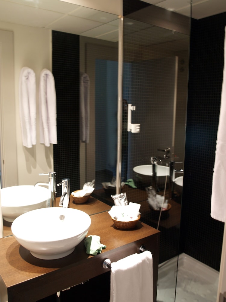 ECO ALCALA SUITES 38/43