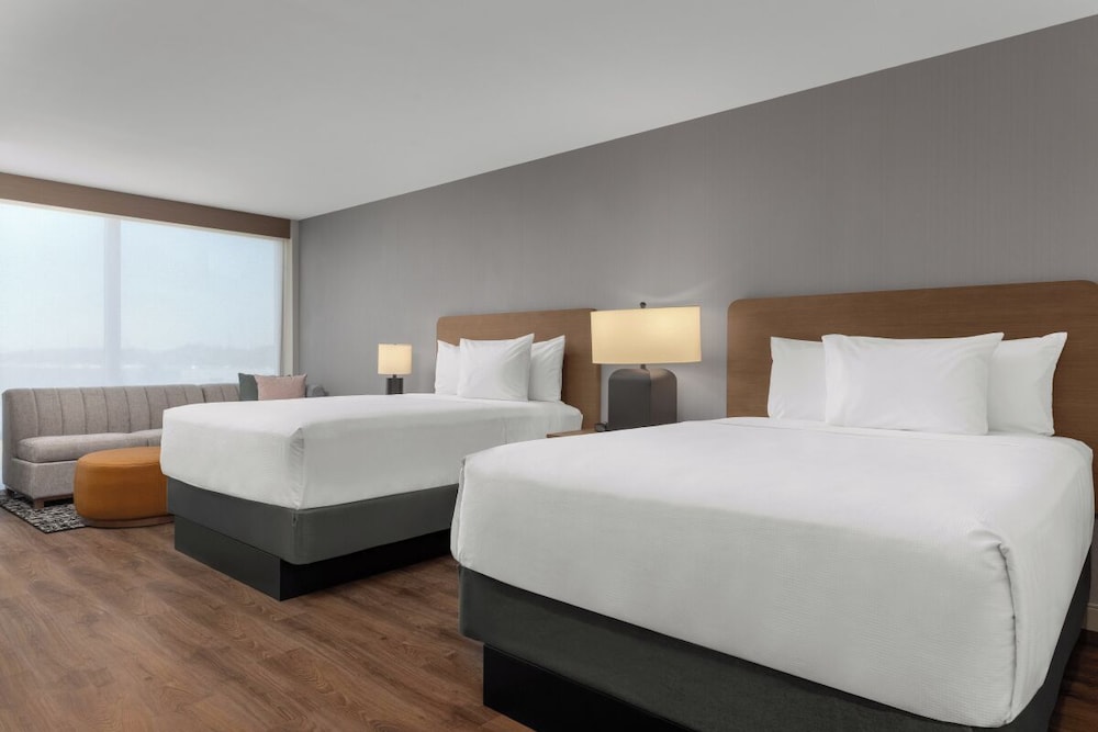 Hyatt House Mississauga Airport Corporate Centre 5/44