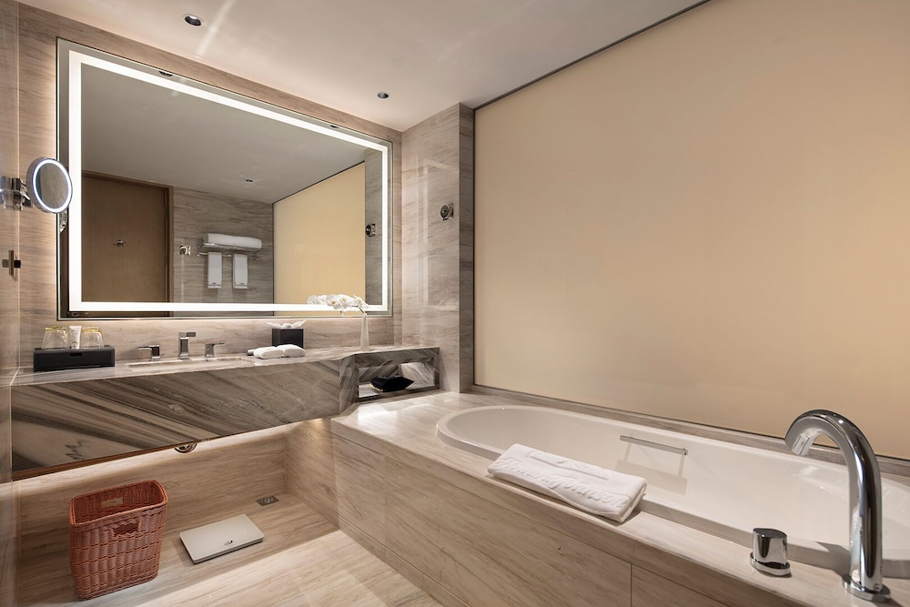 Howard Johnson by Wyndham Jimei Lake Plaza Xiamen 51/51