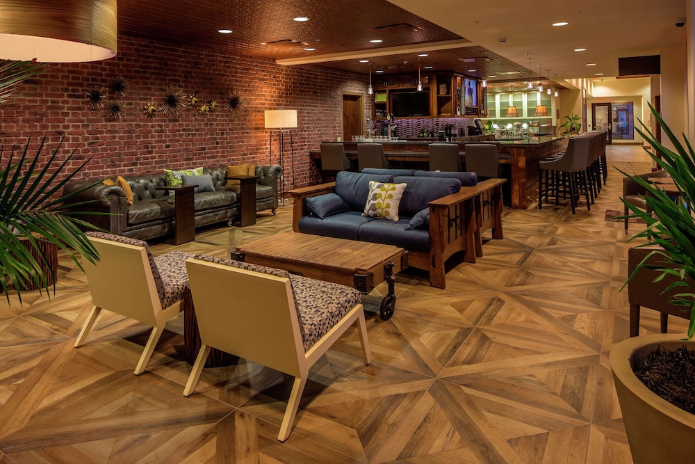 Hilton Garden Inn Uniontown 30/51