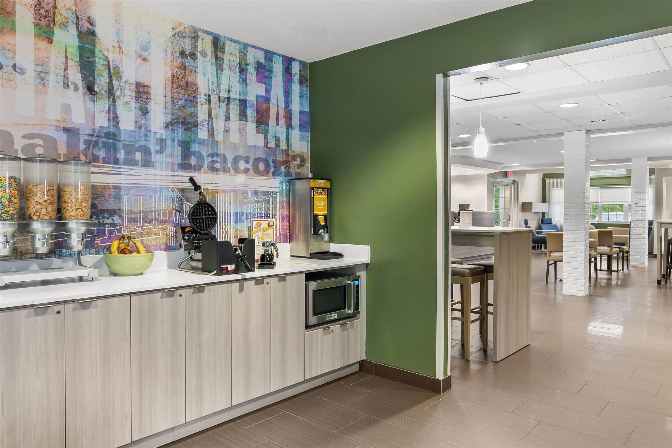 Quality Inn & Suites Nashville - Bellevue 9/14