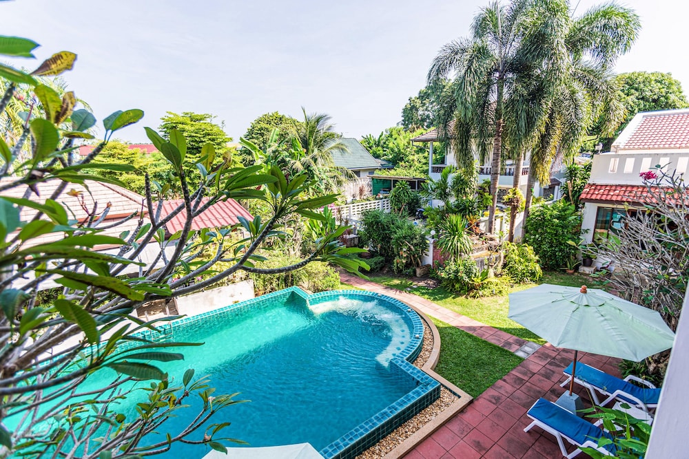 Monaburi Boutique Resort 39/49