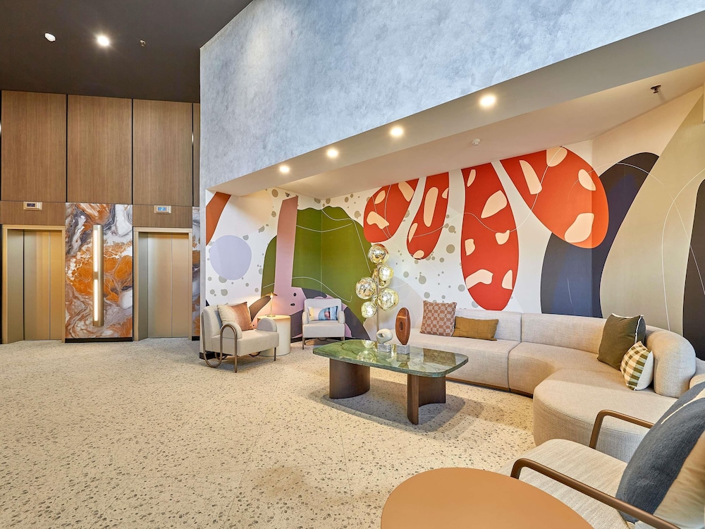 IBIS PERTH 48/70
