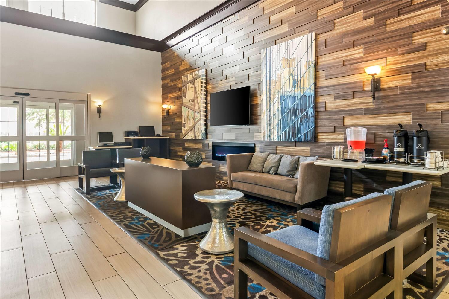 La Quinta Inn & Suites by Wyndham Houston Energy Corridor 28/61