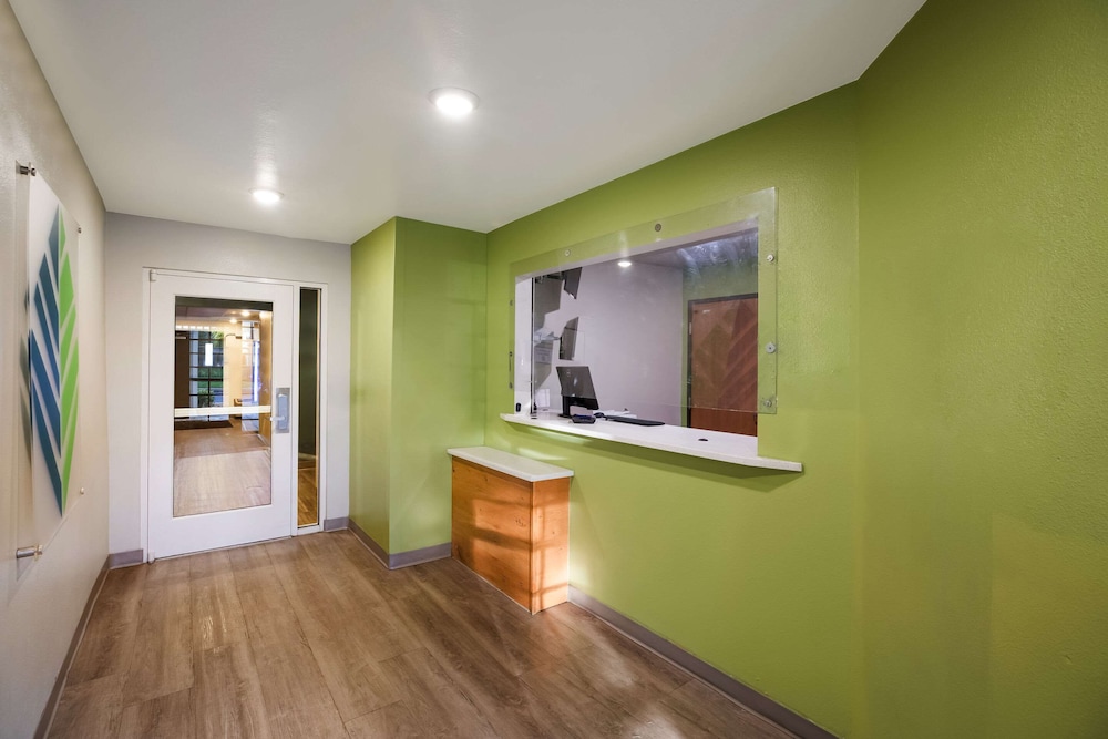 WoodSpring Suites Orlando North - Maitland 12/40