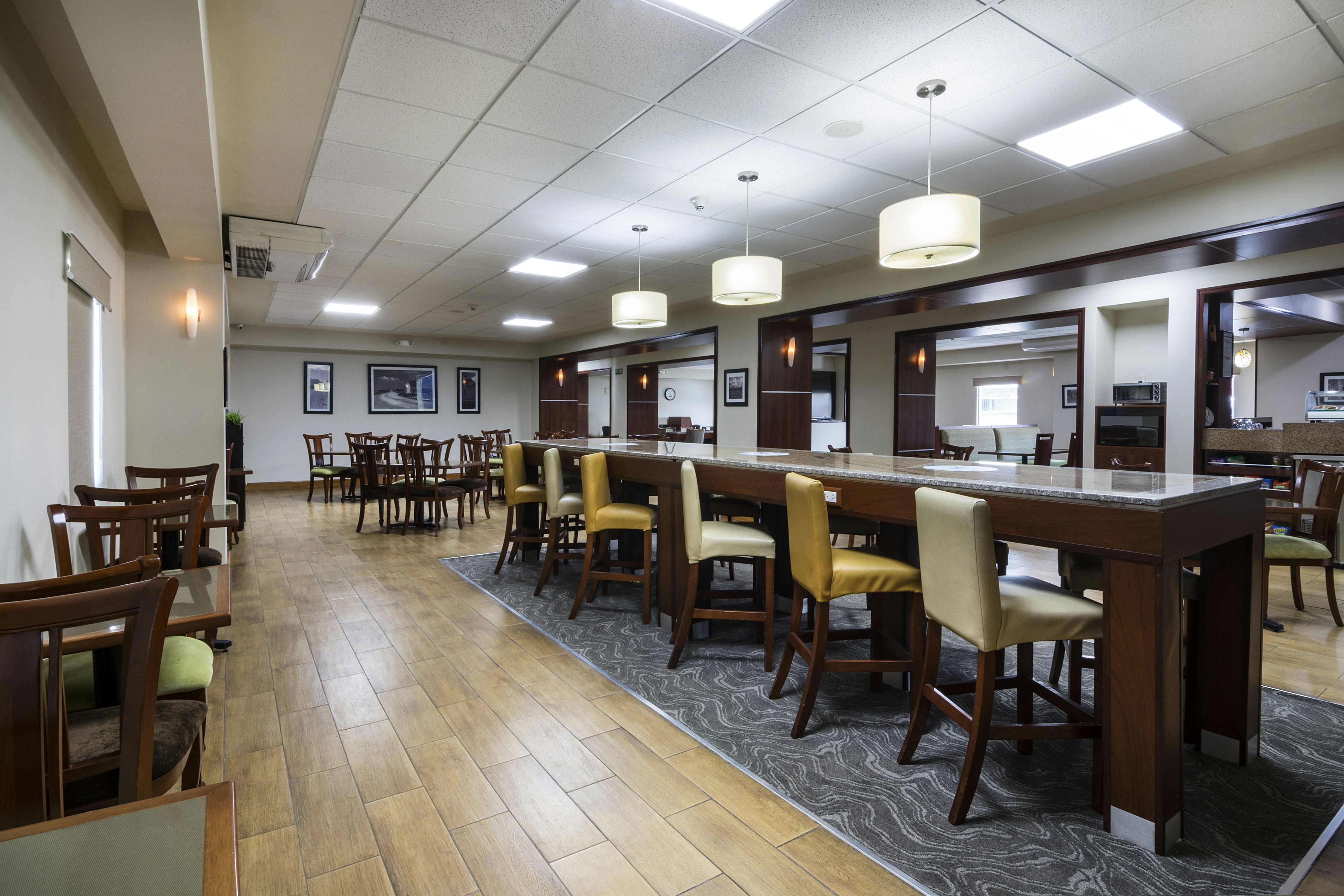 Hampton Inn by Hilton San Juan Del Rio 39/59