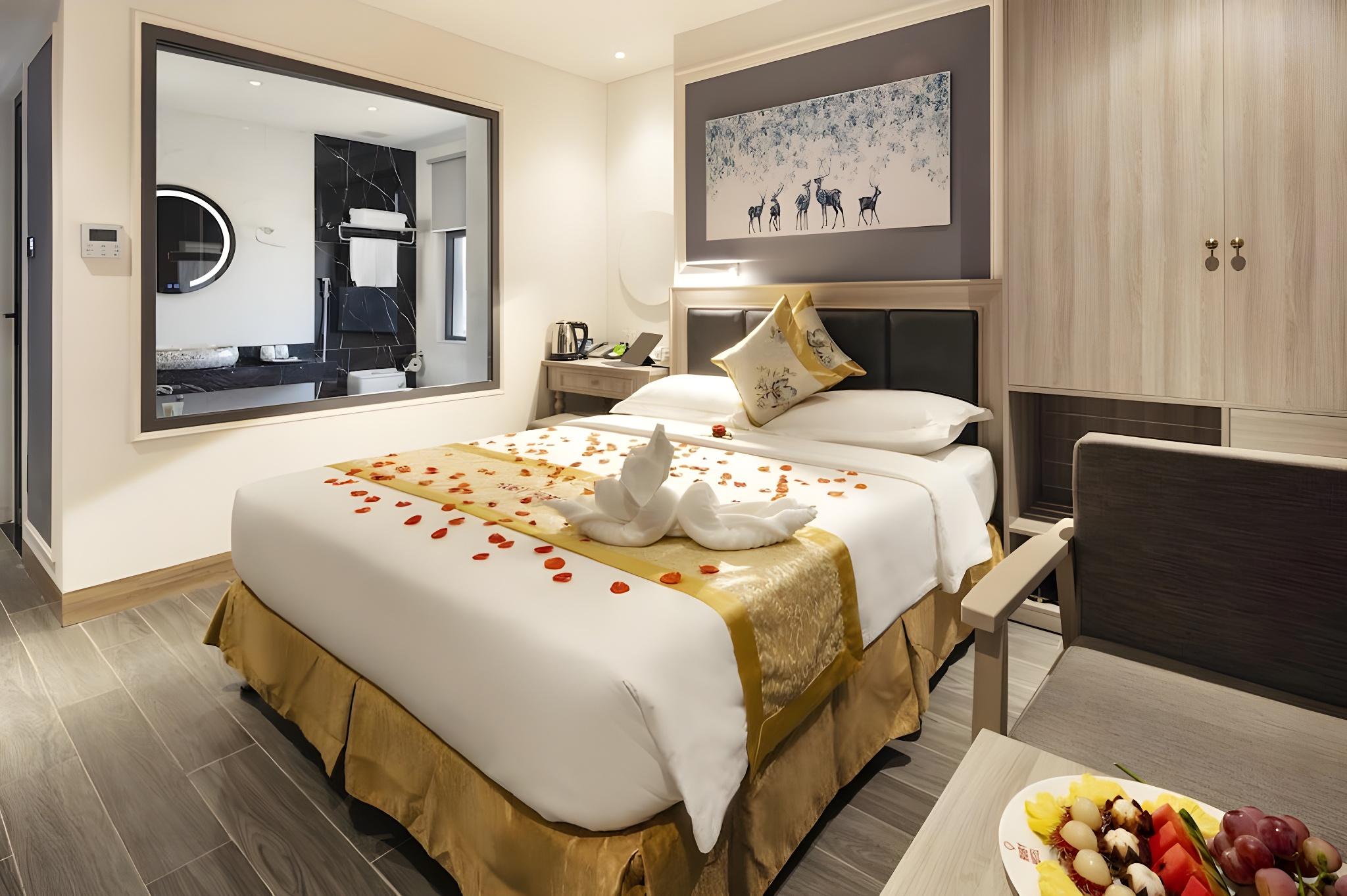 Luxury, Queen Bed, Ocean View