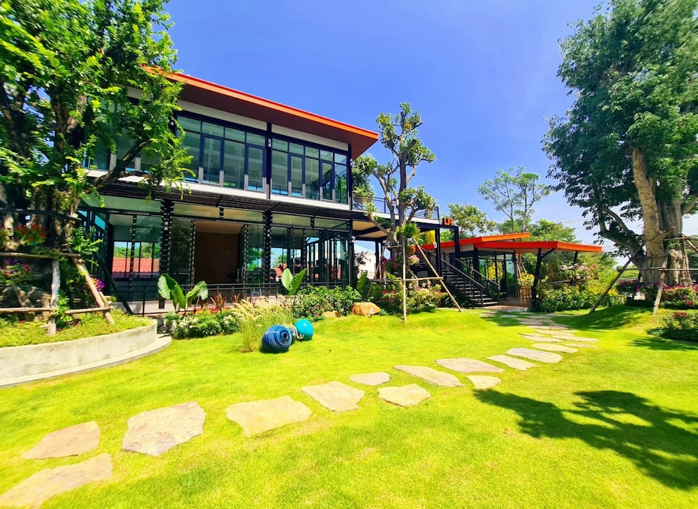 UR The Private Hua-Hin 40/50