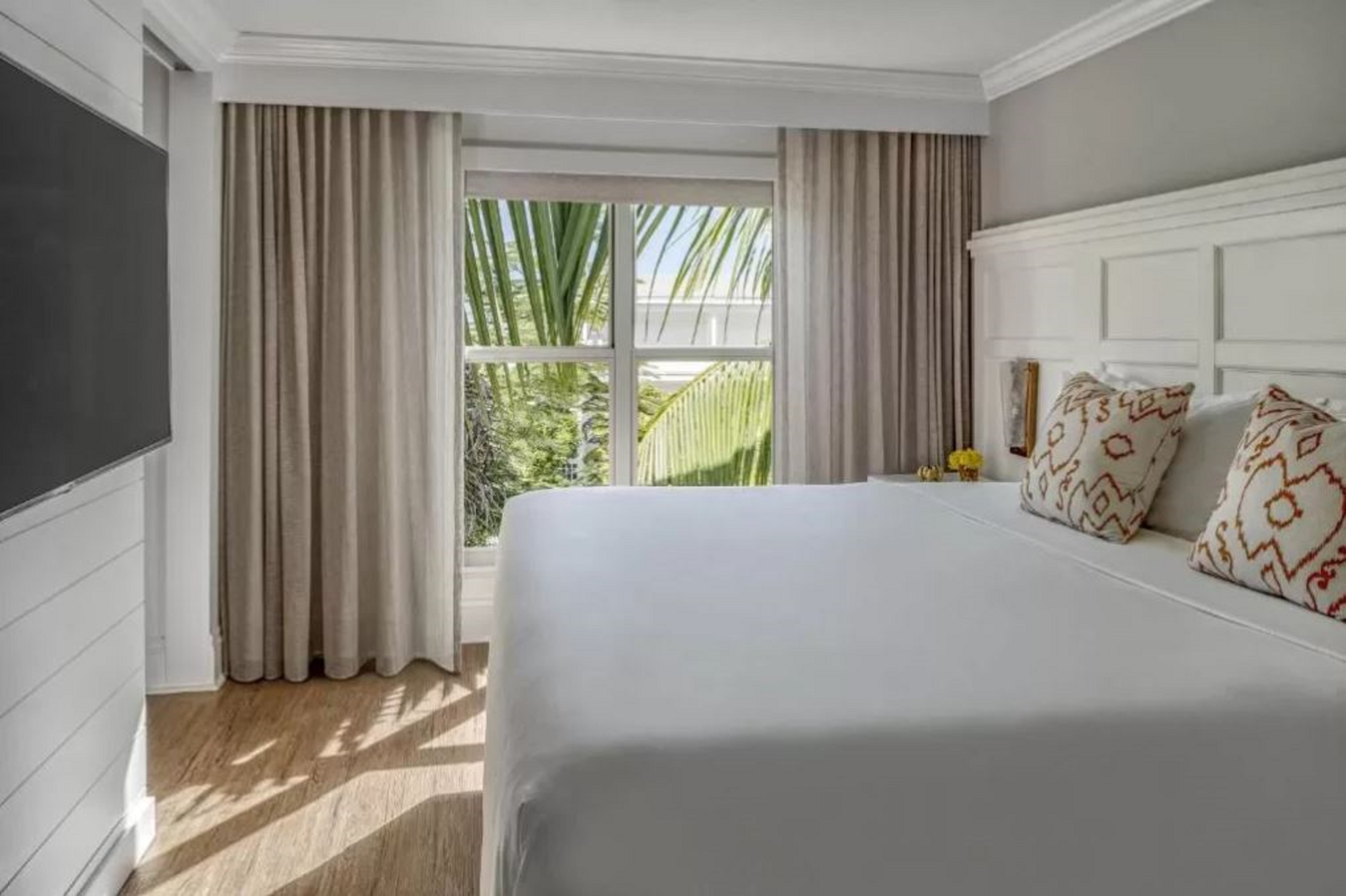 Room, Double Bed, Resort View